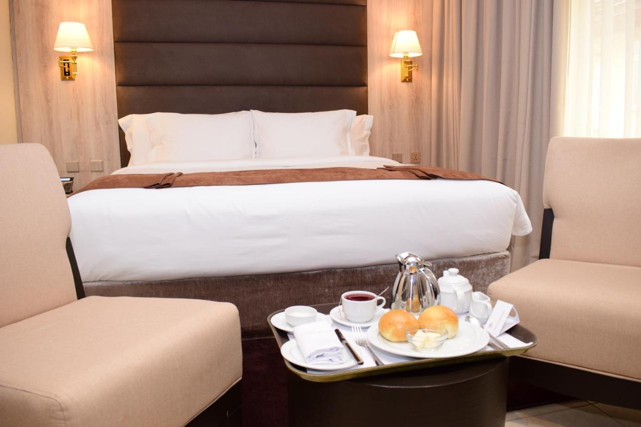 Monty Suites & Golf Uyo Eksteriør billede