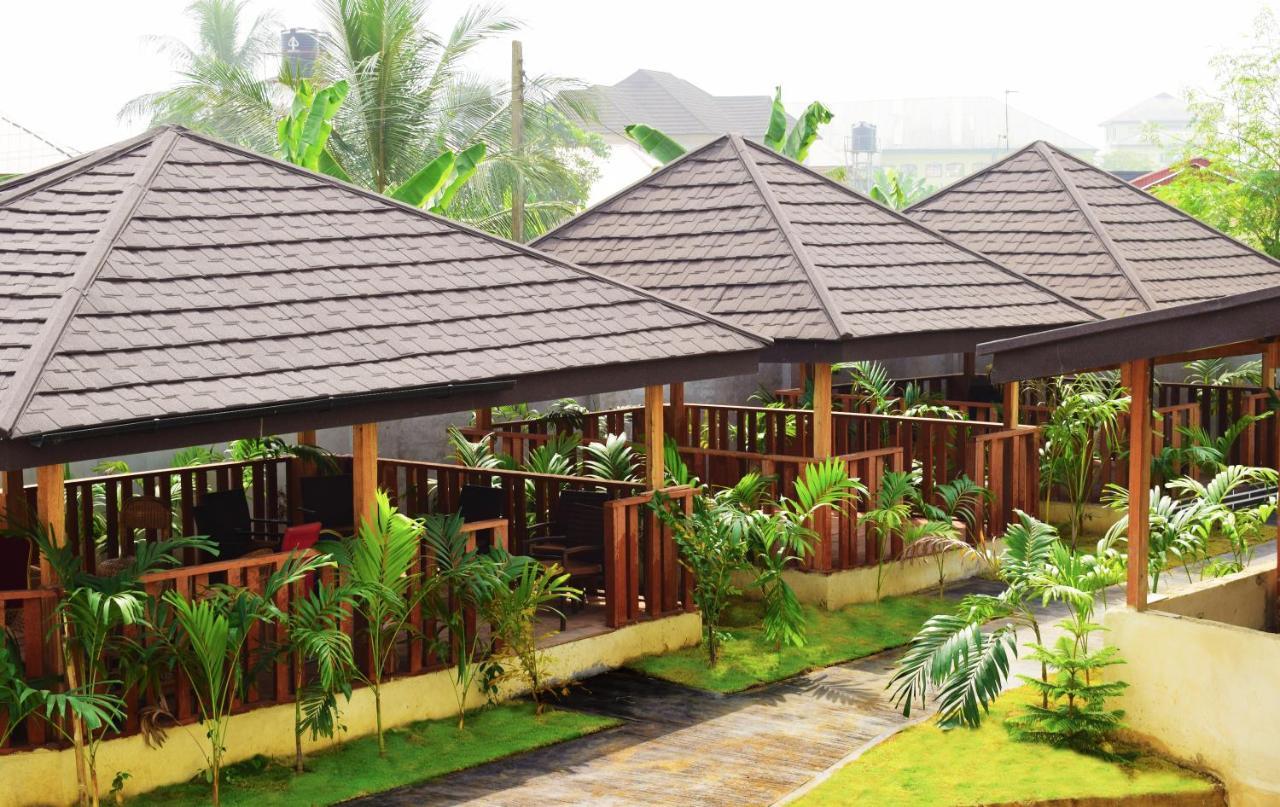 Monty Suites & Golf Uyo Eksteriør billede